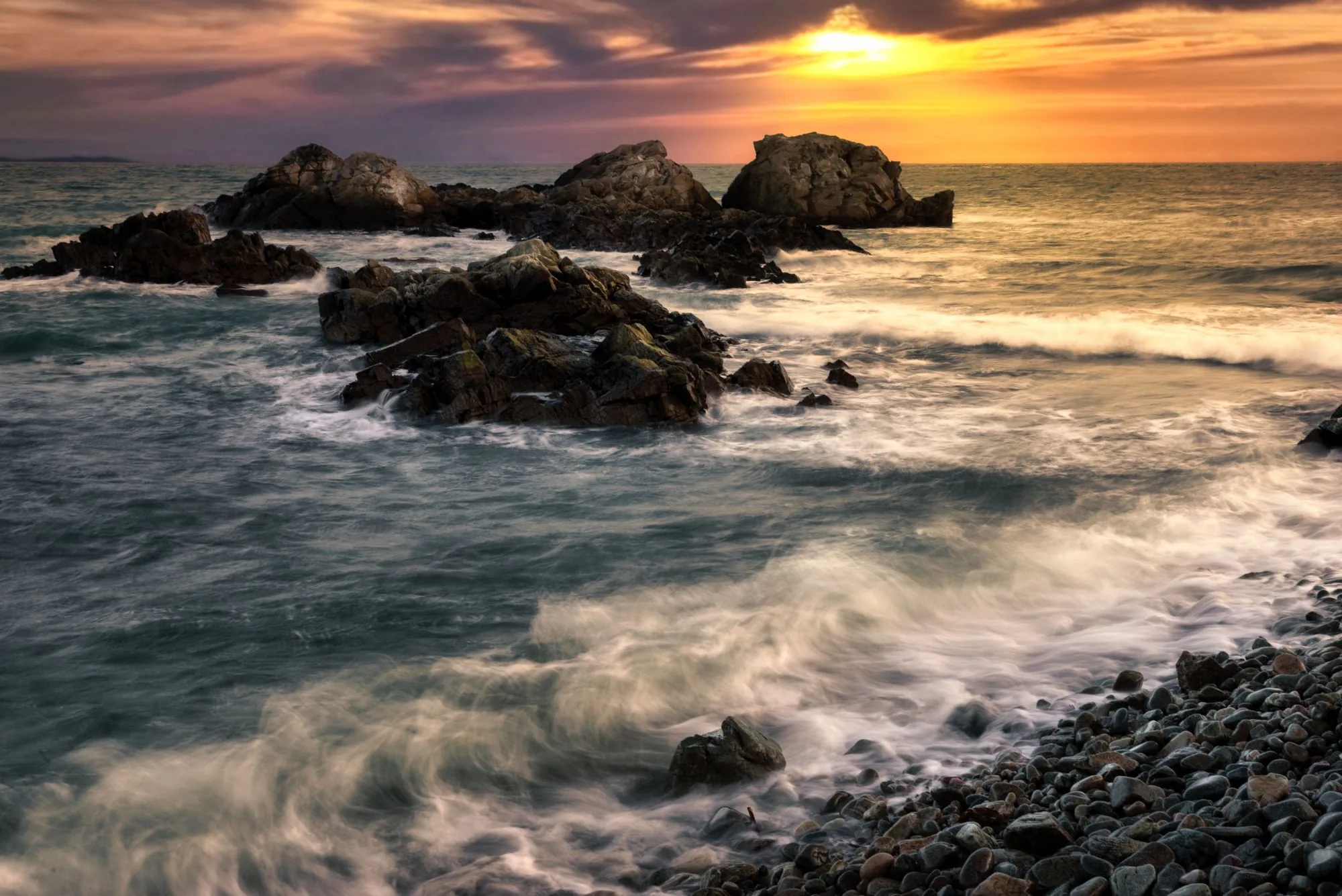 Creating a new sky for a seascape: before and after retouching — RAW