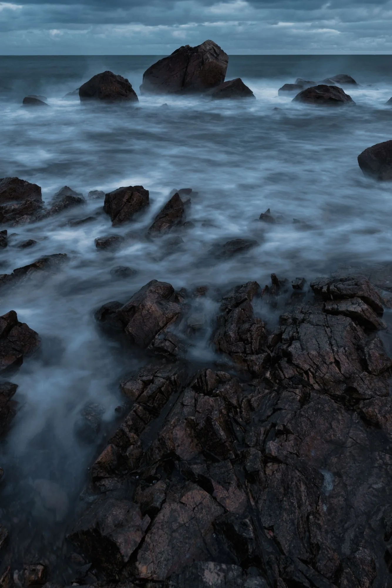 Reviving the colors of a gloomy seascape: before, after light retouching, and after heavy retouching — LIGHT RETOUCH