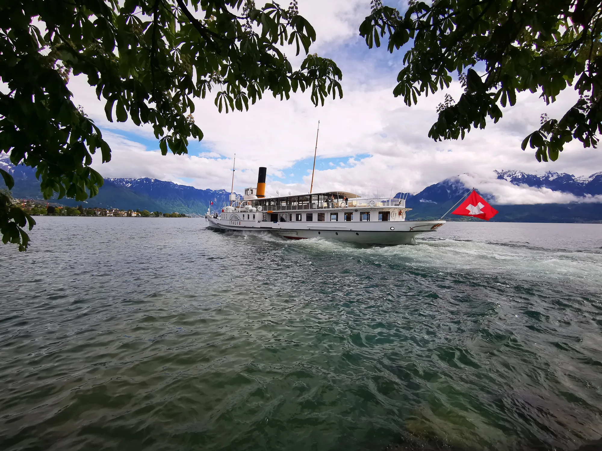 Lac Léman — RAW