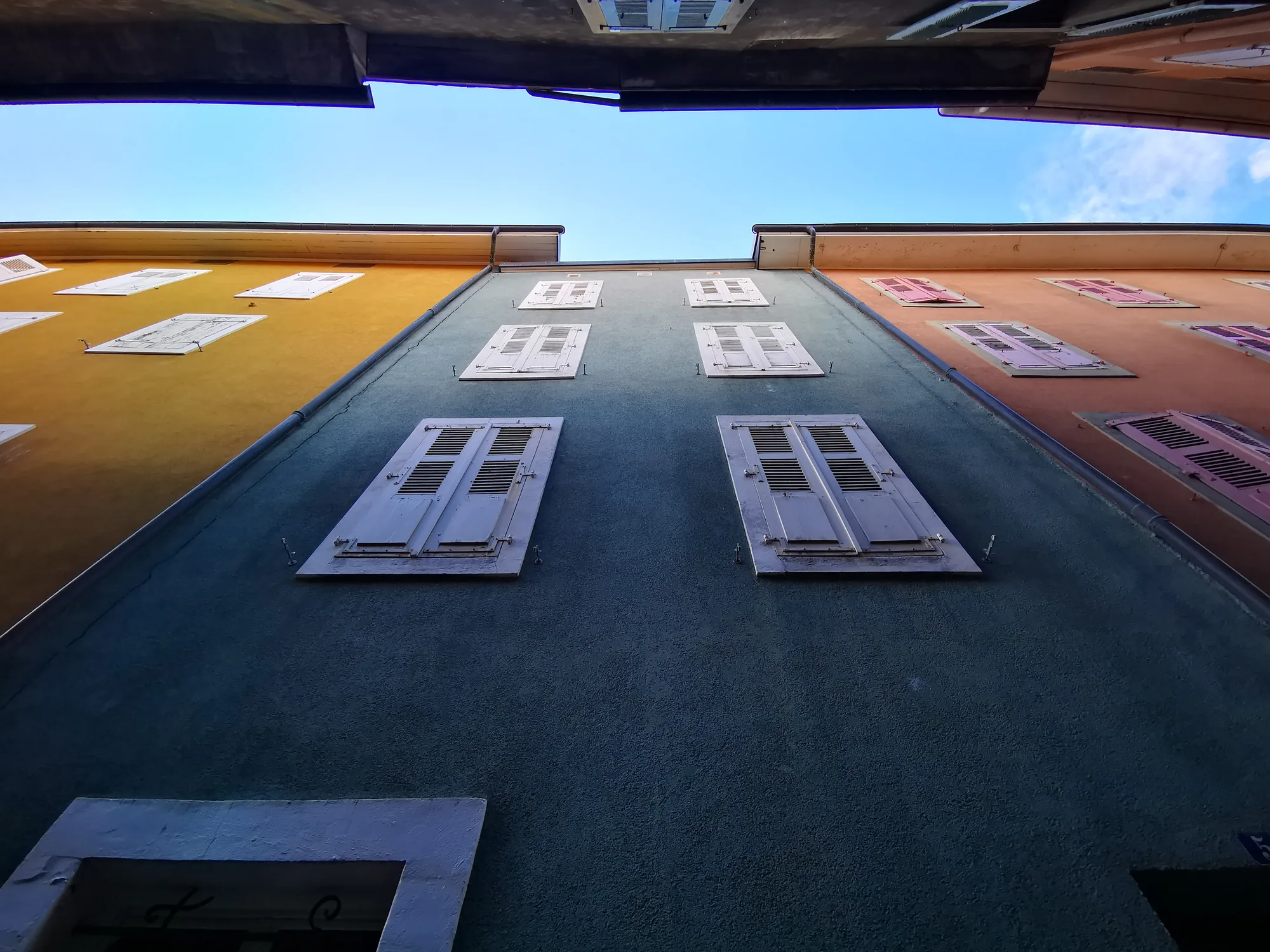 Pearls of the Swiss Riviera — RAW