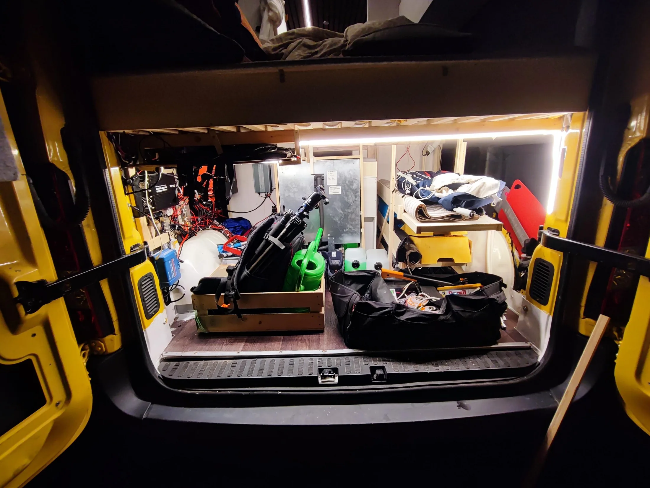 Renault Master photograph 34